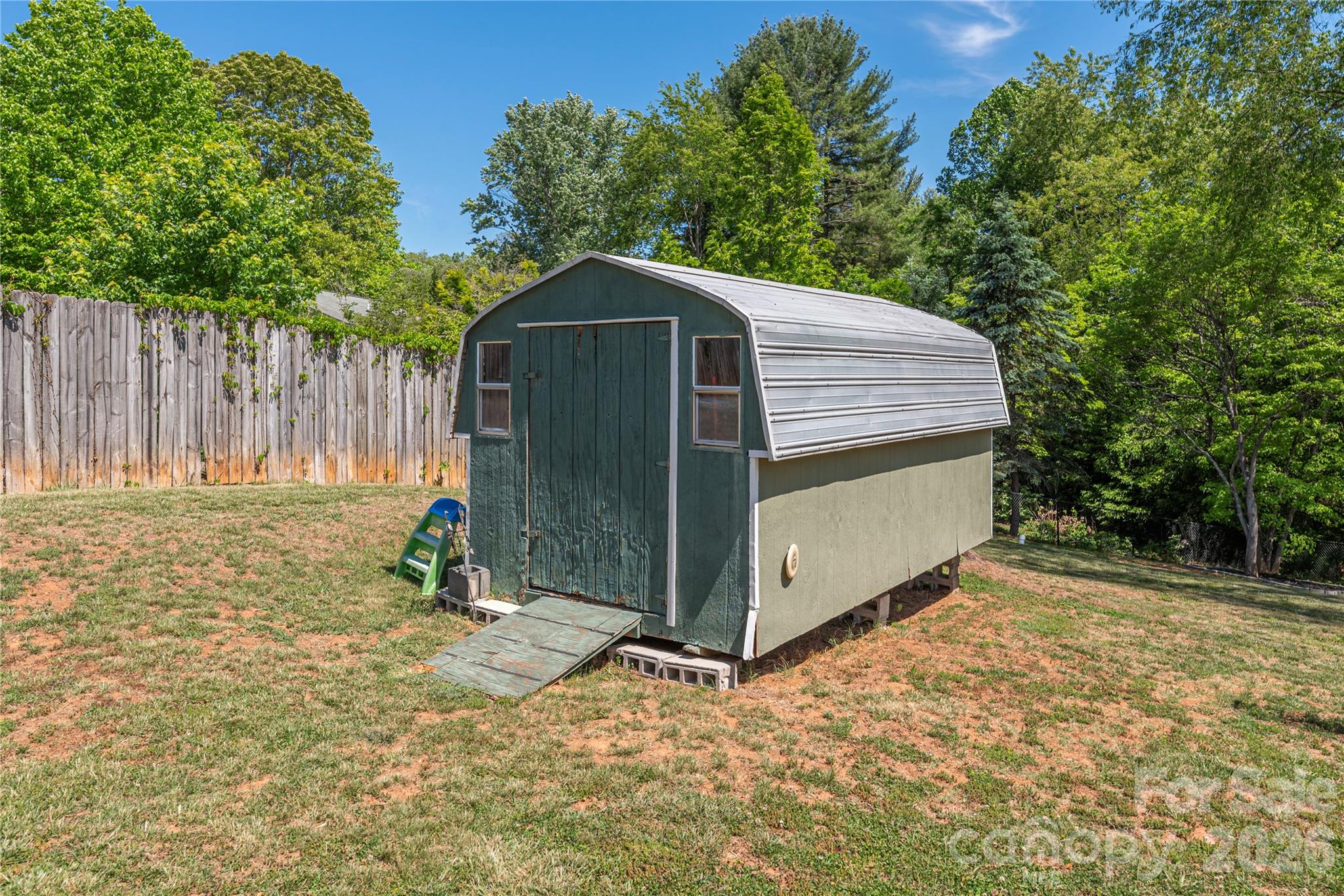 20 Lionel Place Asheville NC 28806