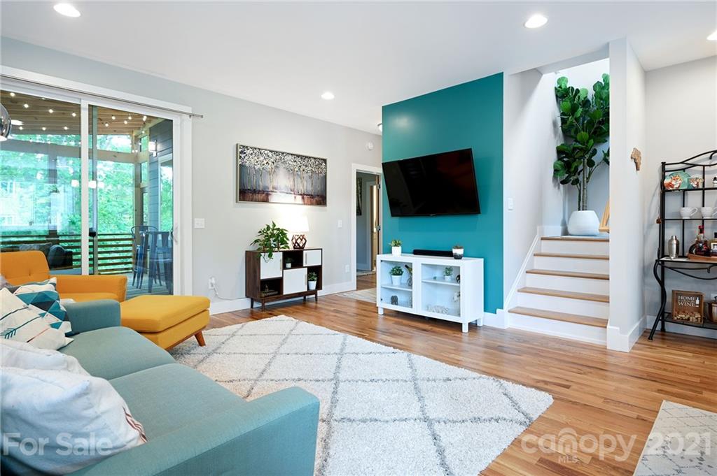 19 Mauricet Lane Asheville NC 28806