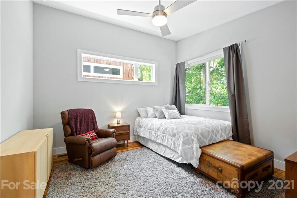 19 Mauricet Lane Asheville NC 28806