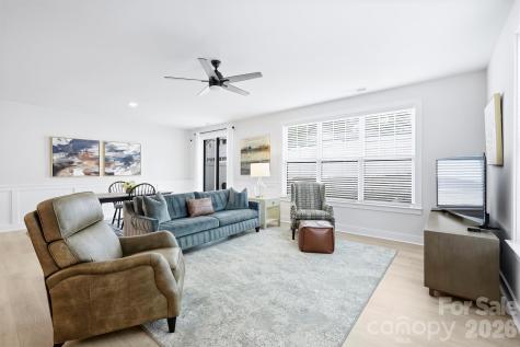 1517 Falcon Street Charlotte NC 28211