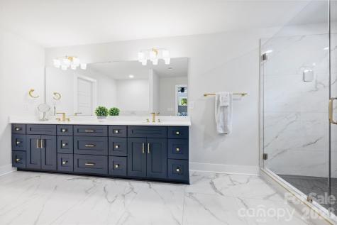 1517 Falcon Street Charlotte NC 28211