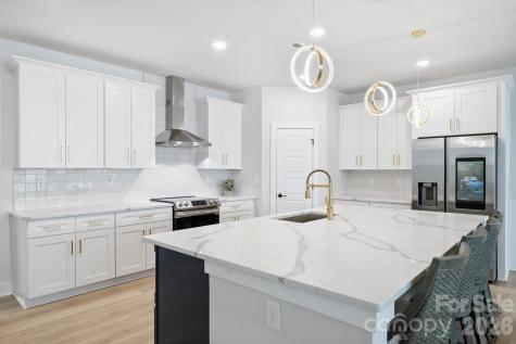 1517 Falcon Street Charlotte NC 28211
