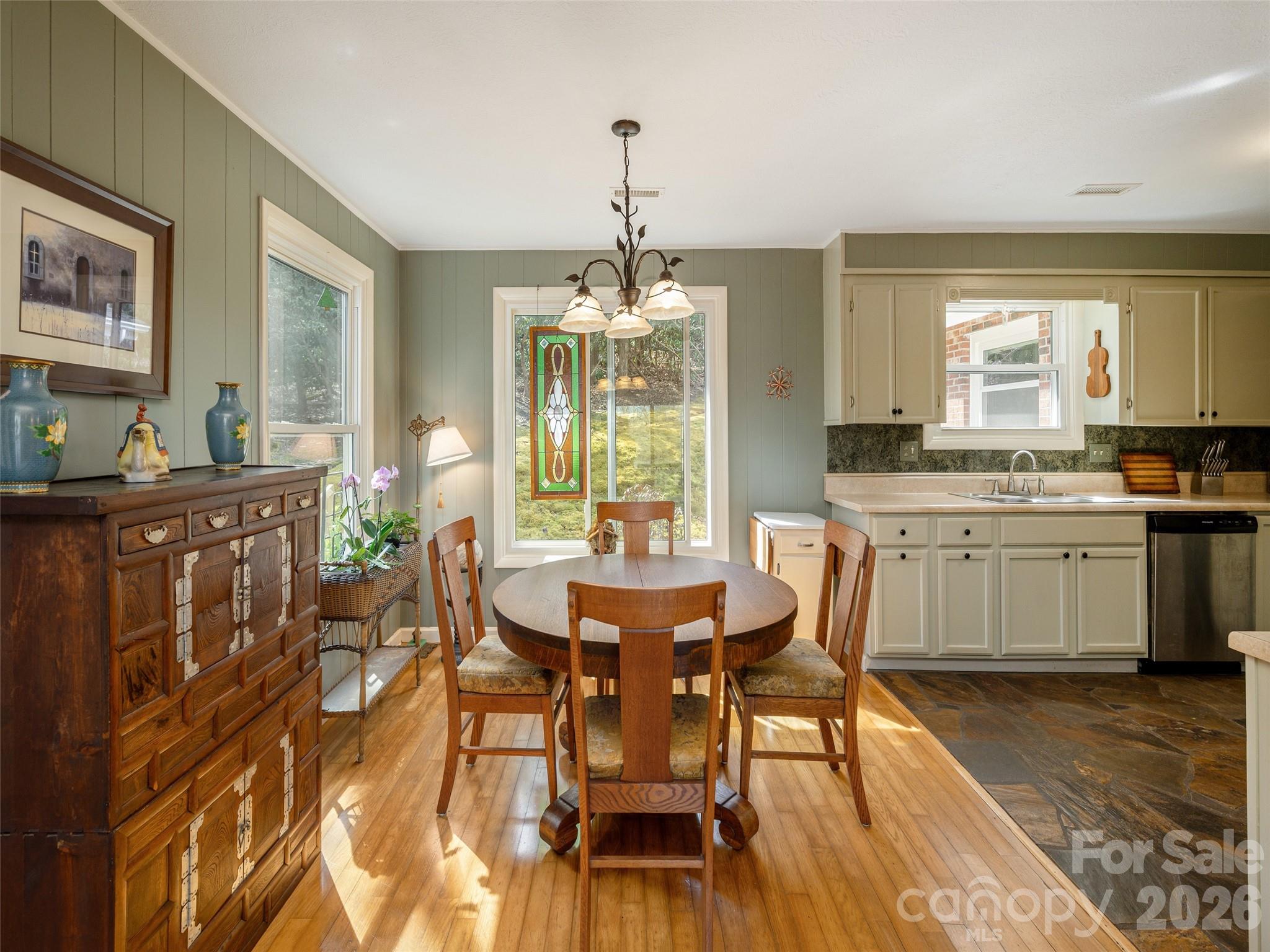 54 Bear Rock Loop Road Hendersonville NC 28739