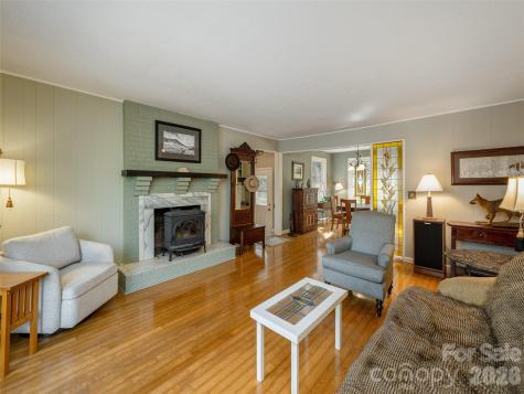 54 Bear Rock Loop Road Hendersonville NC 28739