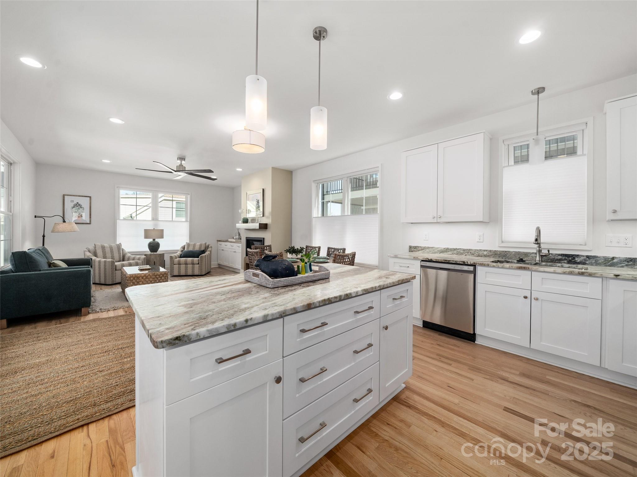 55 Skyvue Court Saluda NC 28773