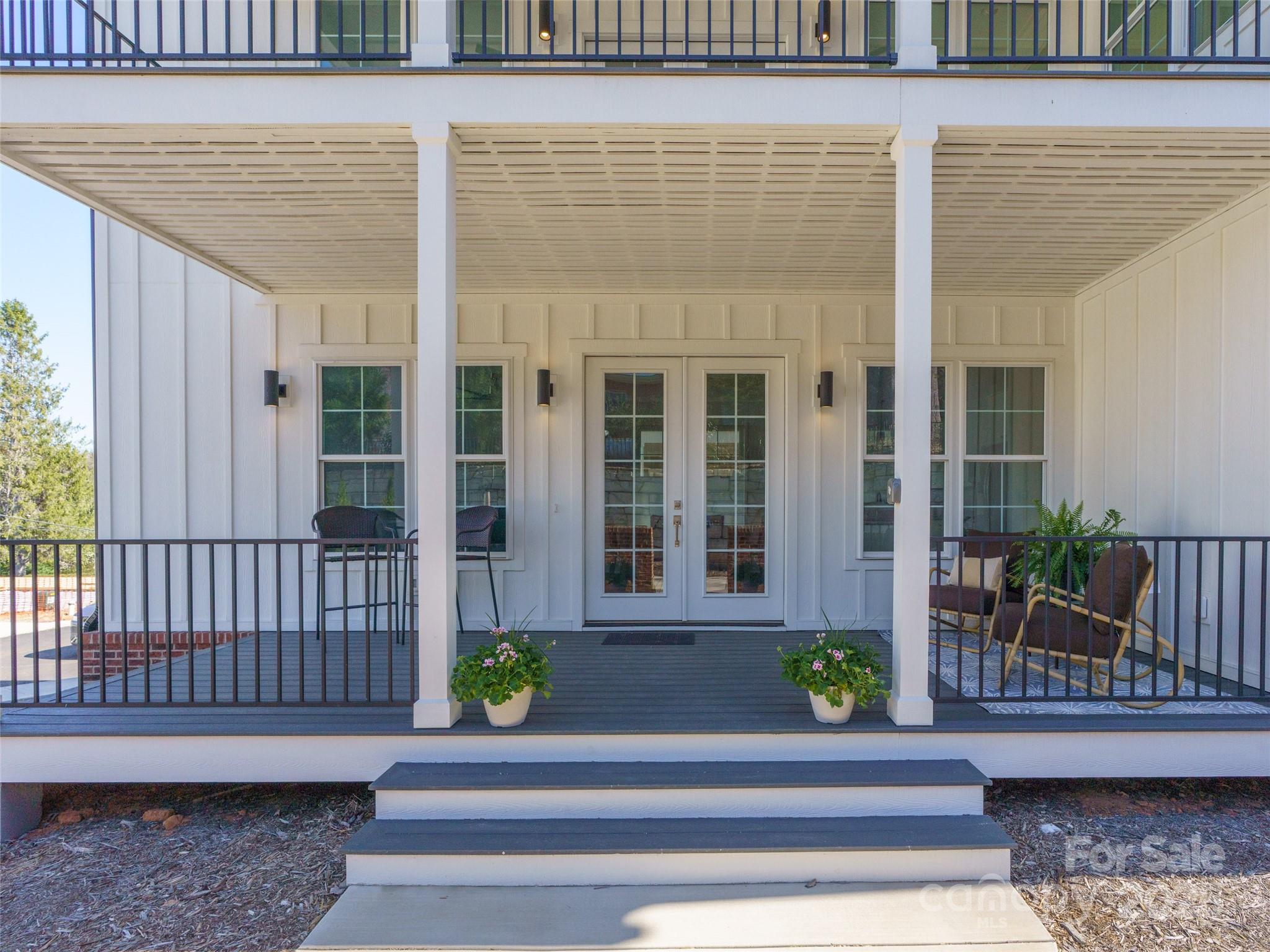 55 Skyvue Court Saluda NC 28773