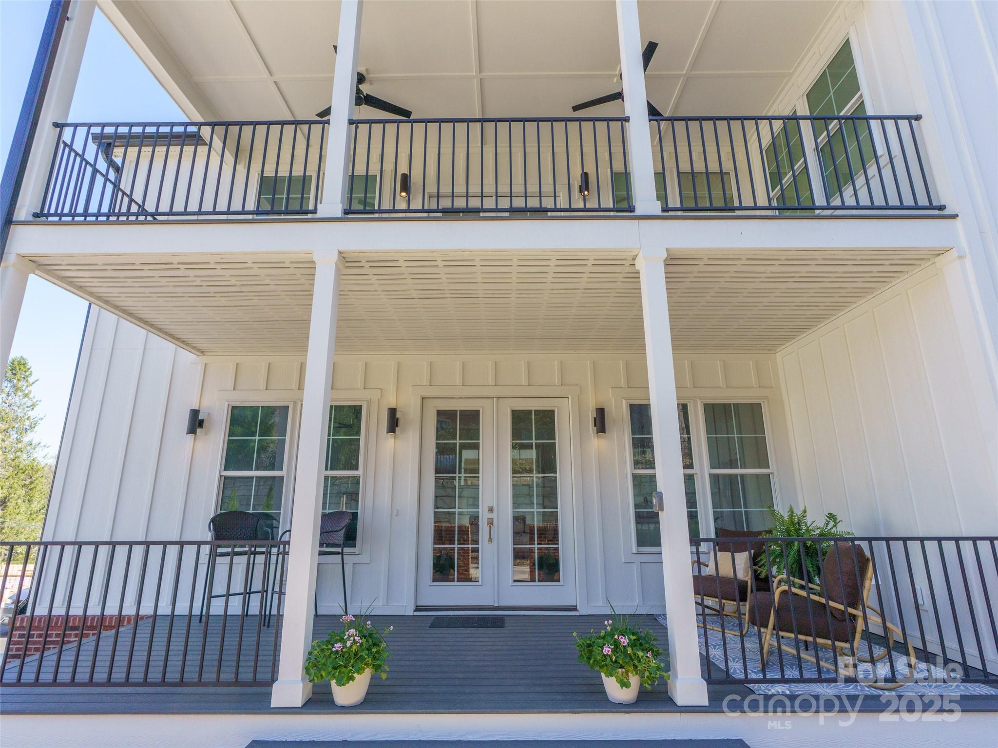 55 Skyvue Court Saluda NC 28773