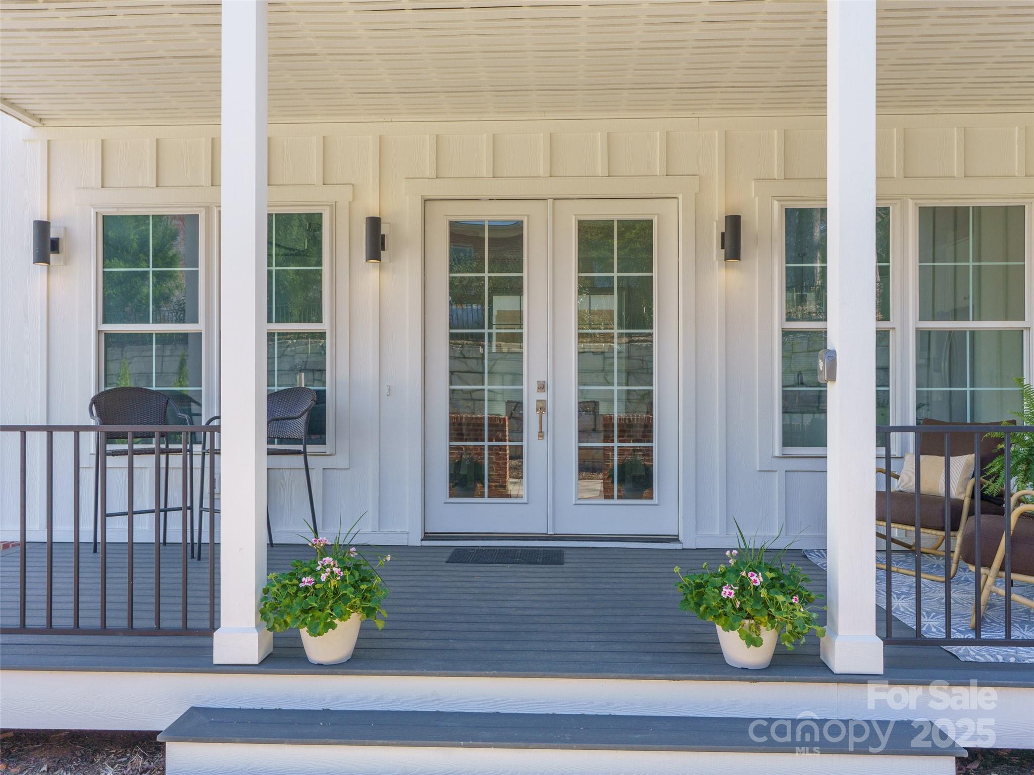 55 Skyvue Court Saluda NC 28773