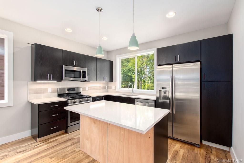 26 Mauricet Lane Asheville NC 28806