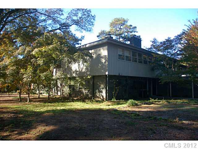 636 Llewellyn Place Charlotte NC 28207
