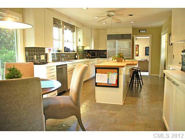 636 Llewellyn Place Charlotte NC 28207