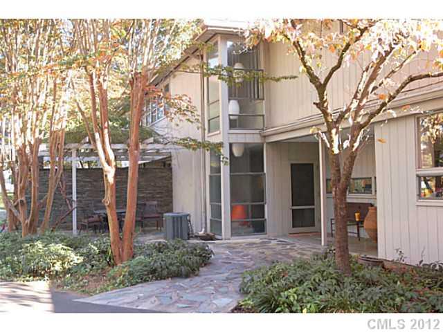 636 Llewellyn Place Charlotte NC 28207