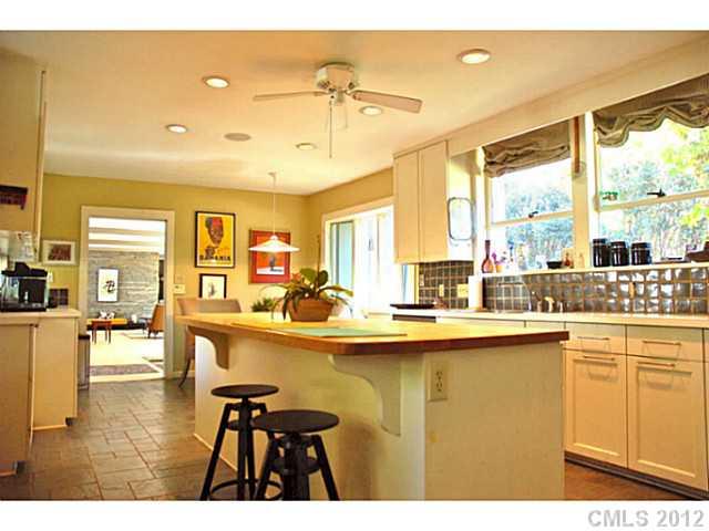636 Llewellyn Place Charlotte NC 28207