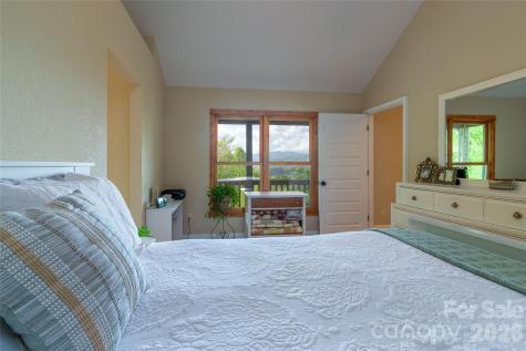 219 Sandalwood Drive Whittier NC 28789