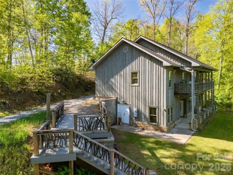 219 Sandalwood Drive Whittier NC 28789