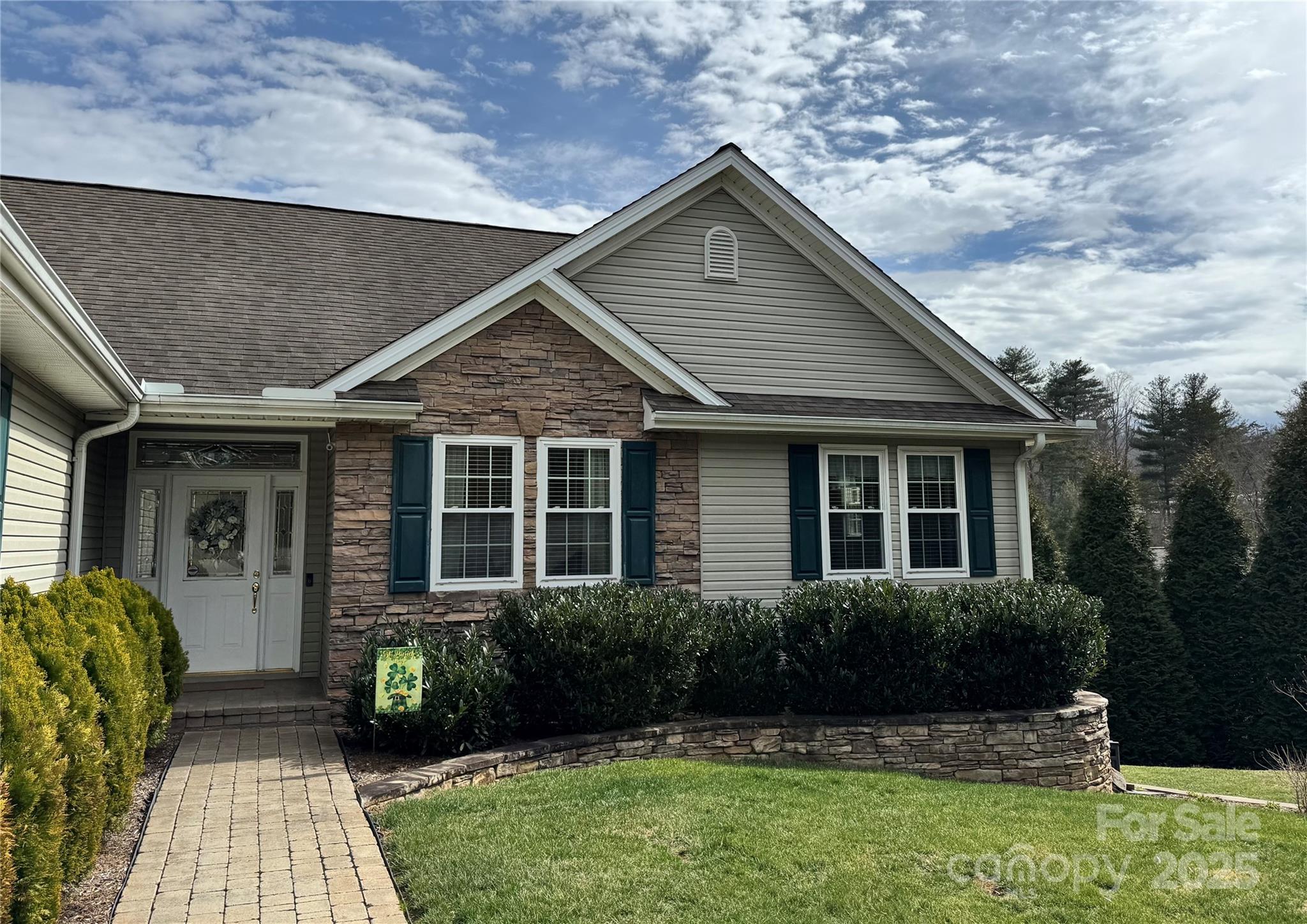 31 Mountain Glen Drive Asheville NC 28804