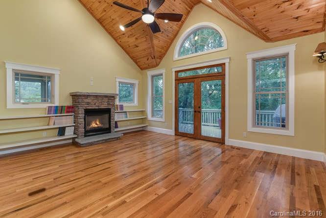 5 Williamette Circle Weaverville NC 28787