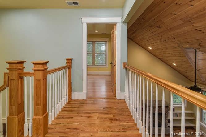 5 Williamette Circle Weaverville NC 28787