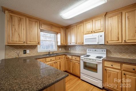 2196 Uphill Lane Lenoir NC 28645