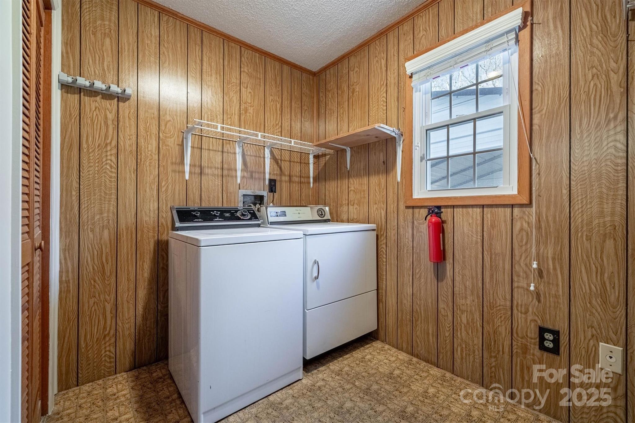 2196 Uphill Lane Lenoir NC 28645