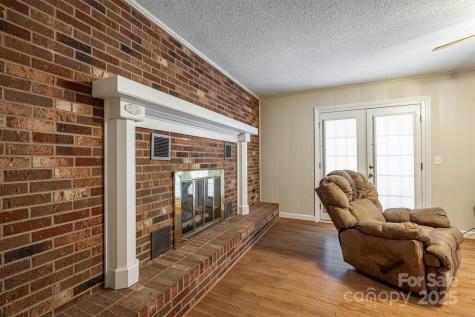 2196 Uphill Lane Lenoir NC 28645