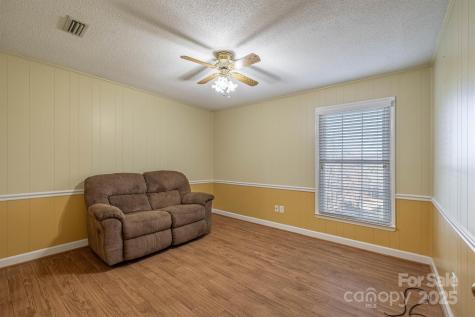 2196 Uphill Lane Lenoir NC 28645