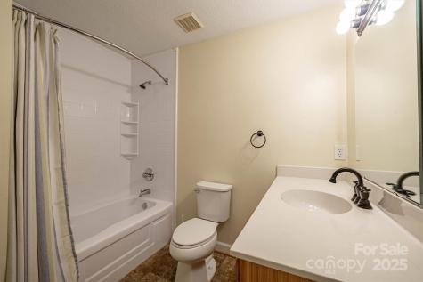 2196 Uphill Lane Lenoir NC 28645