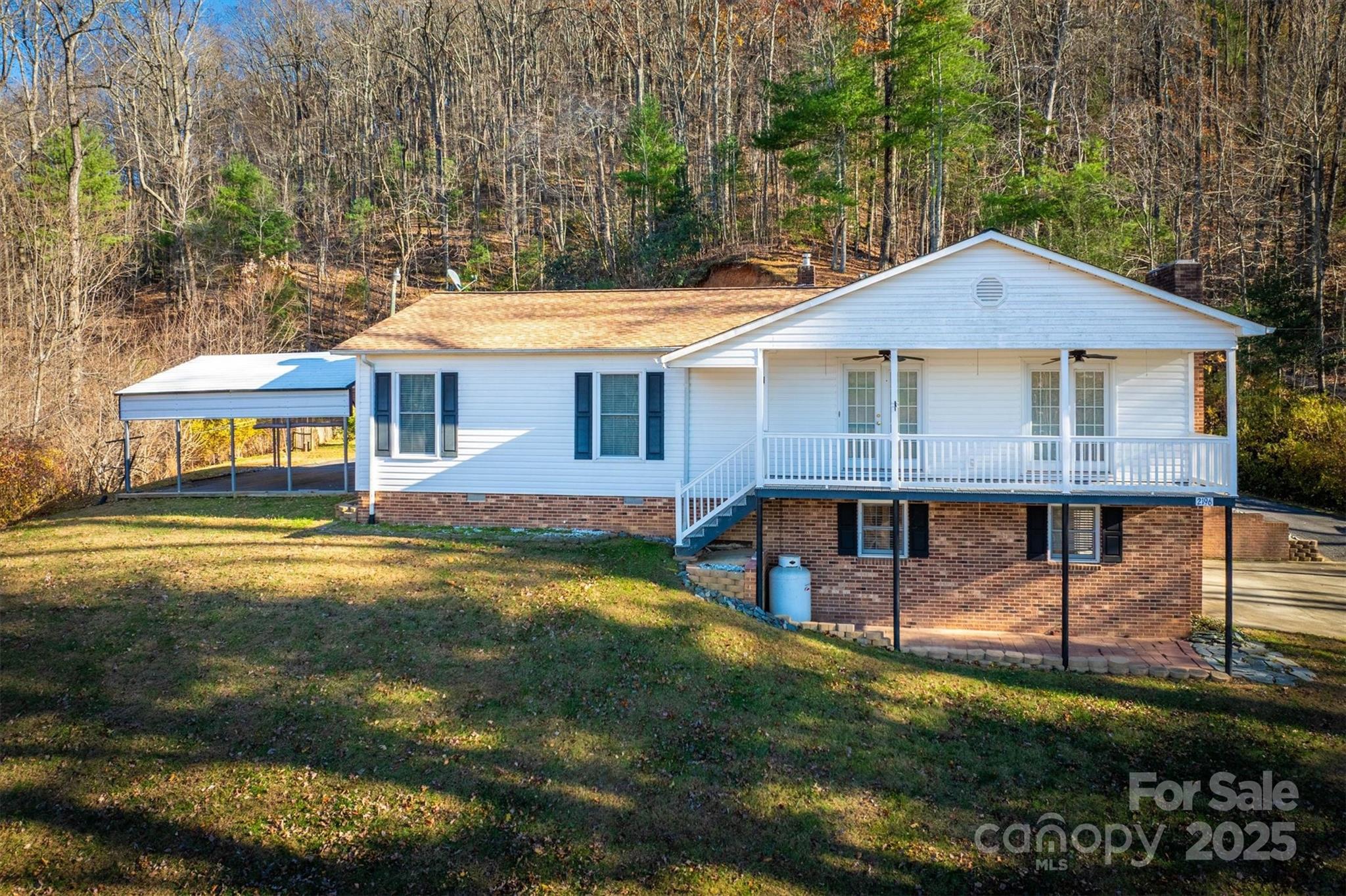 2196 Uphill Lane Lenoir NC 28645