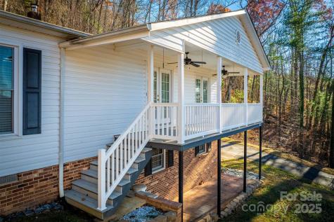 2196 Uphill Lane Lenoir NC 28645