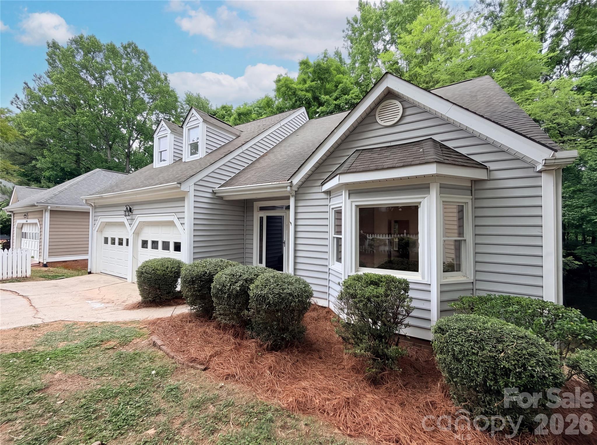 5908 Bookbinders Lane Charlotte NC 28270