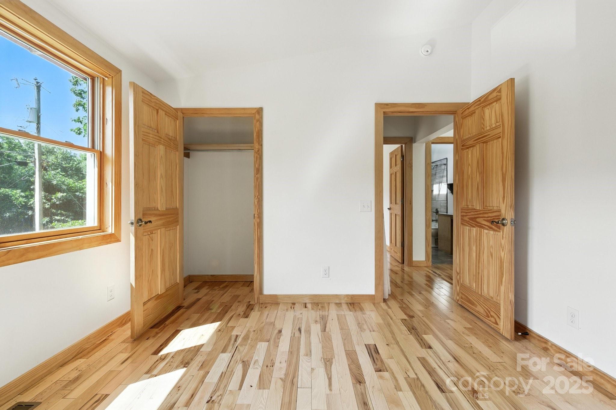 109 Azalea Avenue Swannanoa NC 28778