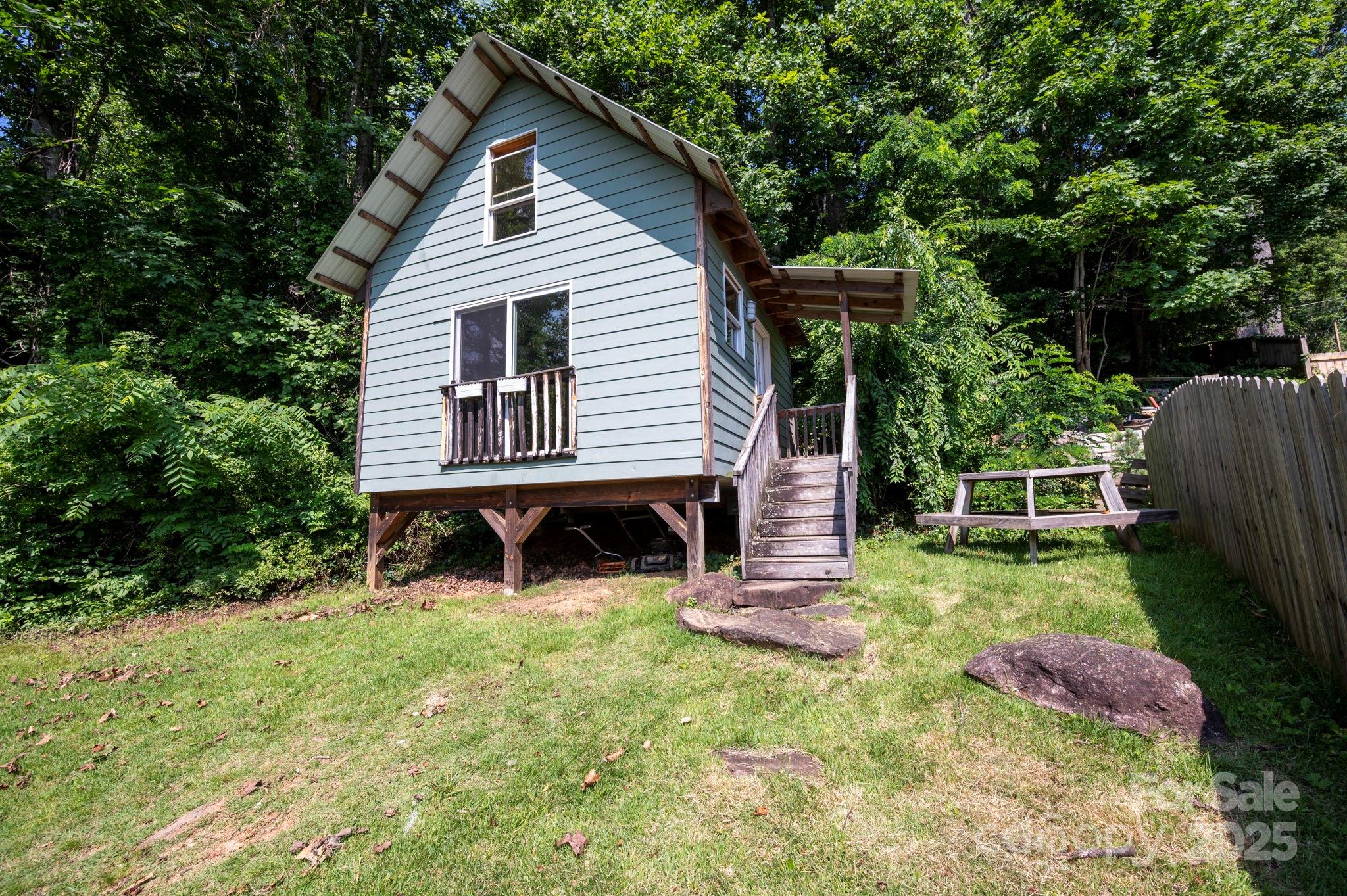 109 Azalea Avenue Swannanoa NC 28778