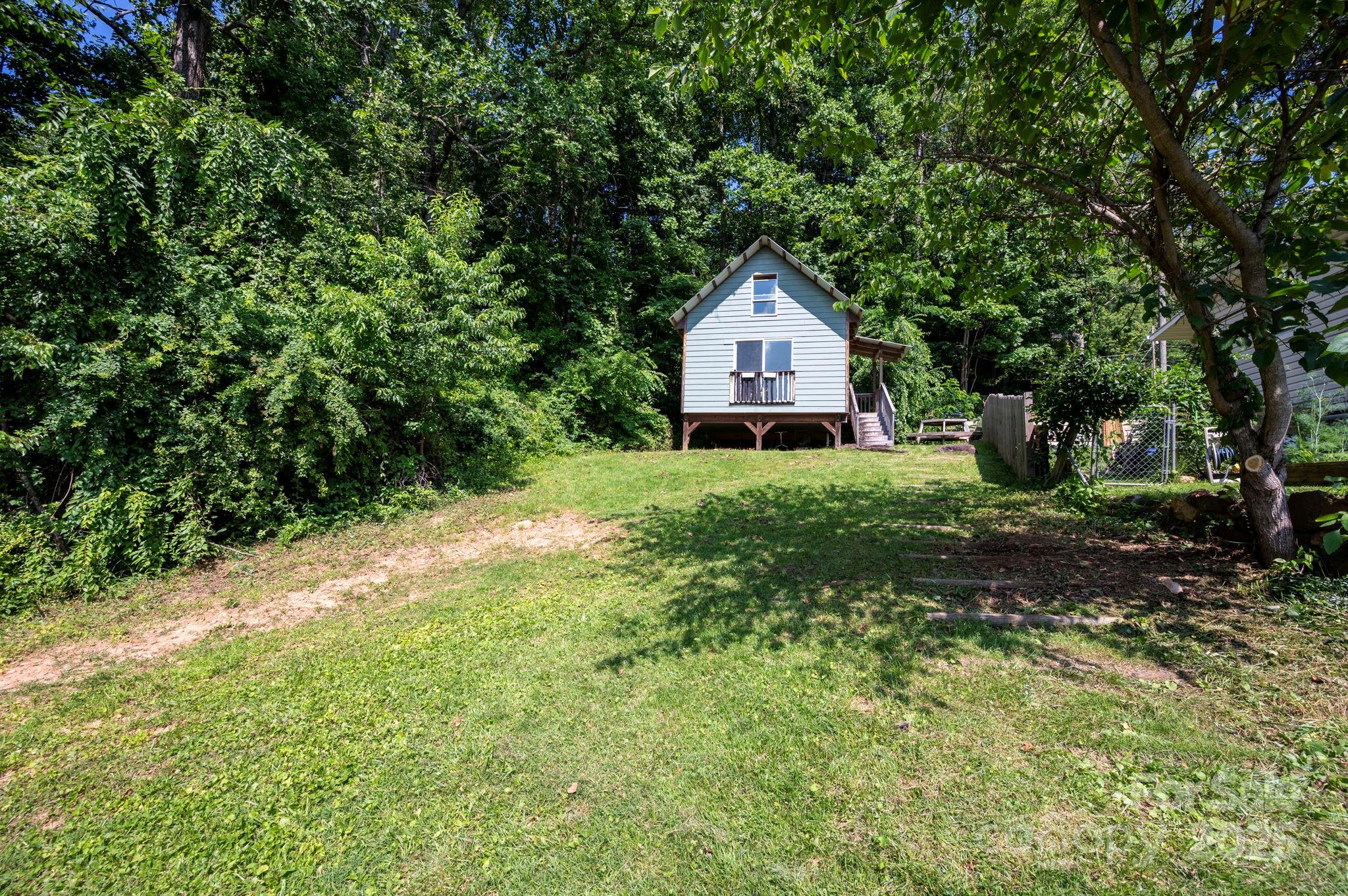 109 Azalea Avenue Swannanoa NC 28778