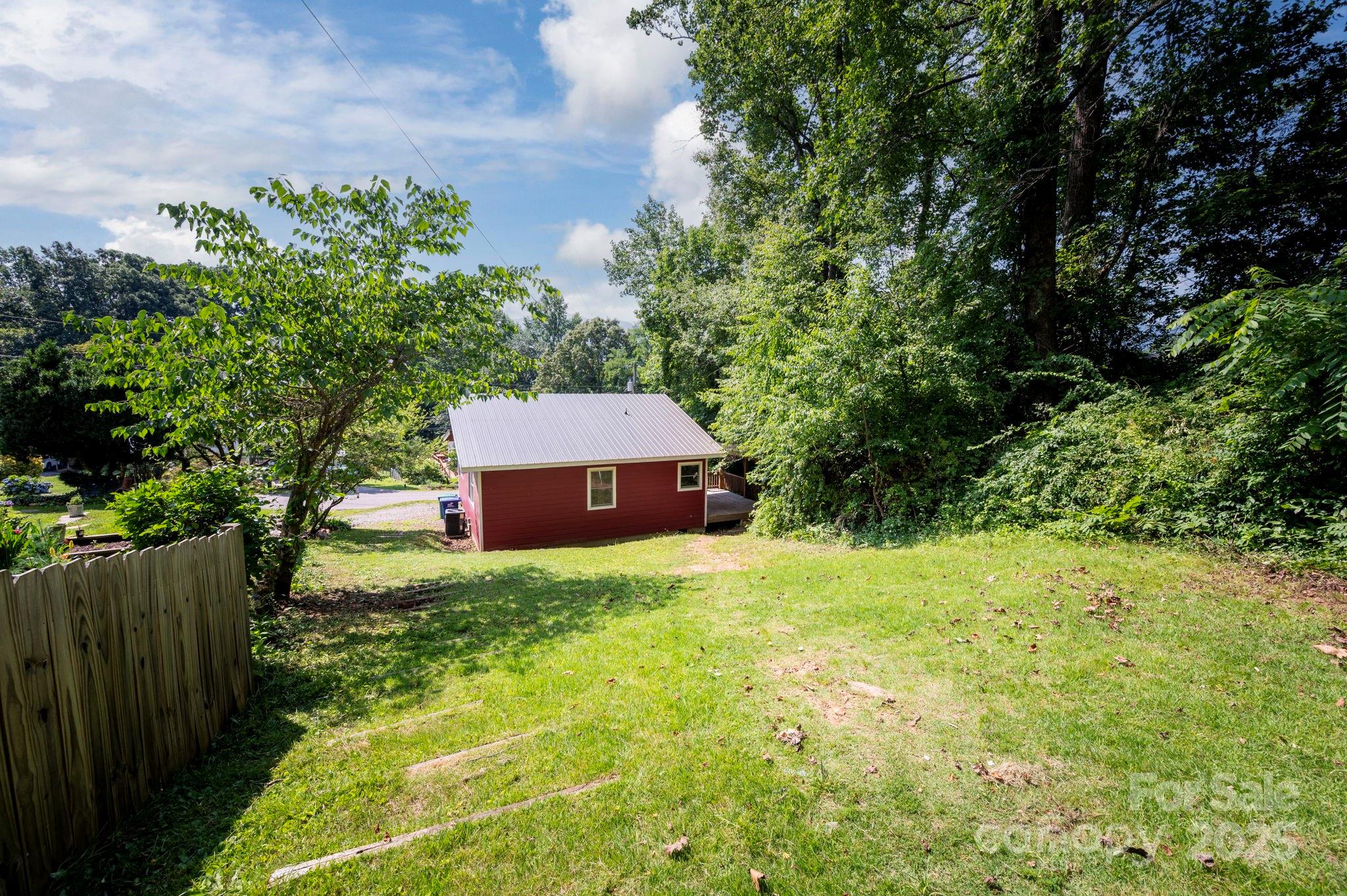 109 Azalea Avenue Swannanoa NC 28778