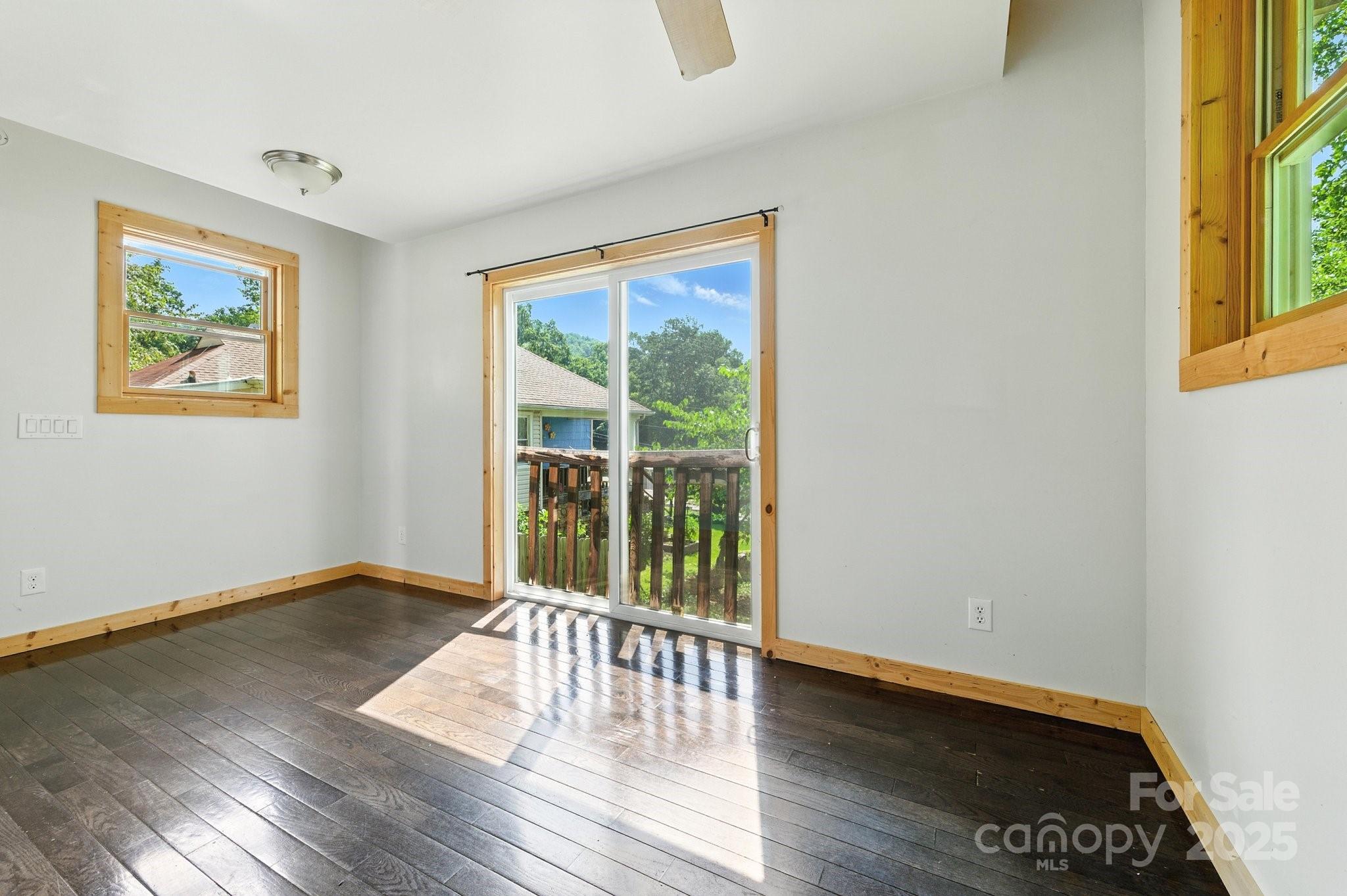 109 Azalea Avenue Swannanoa NC 28778