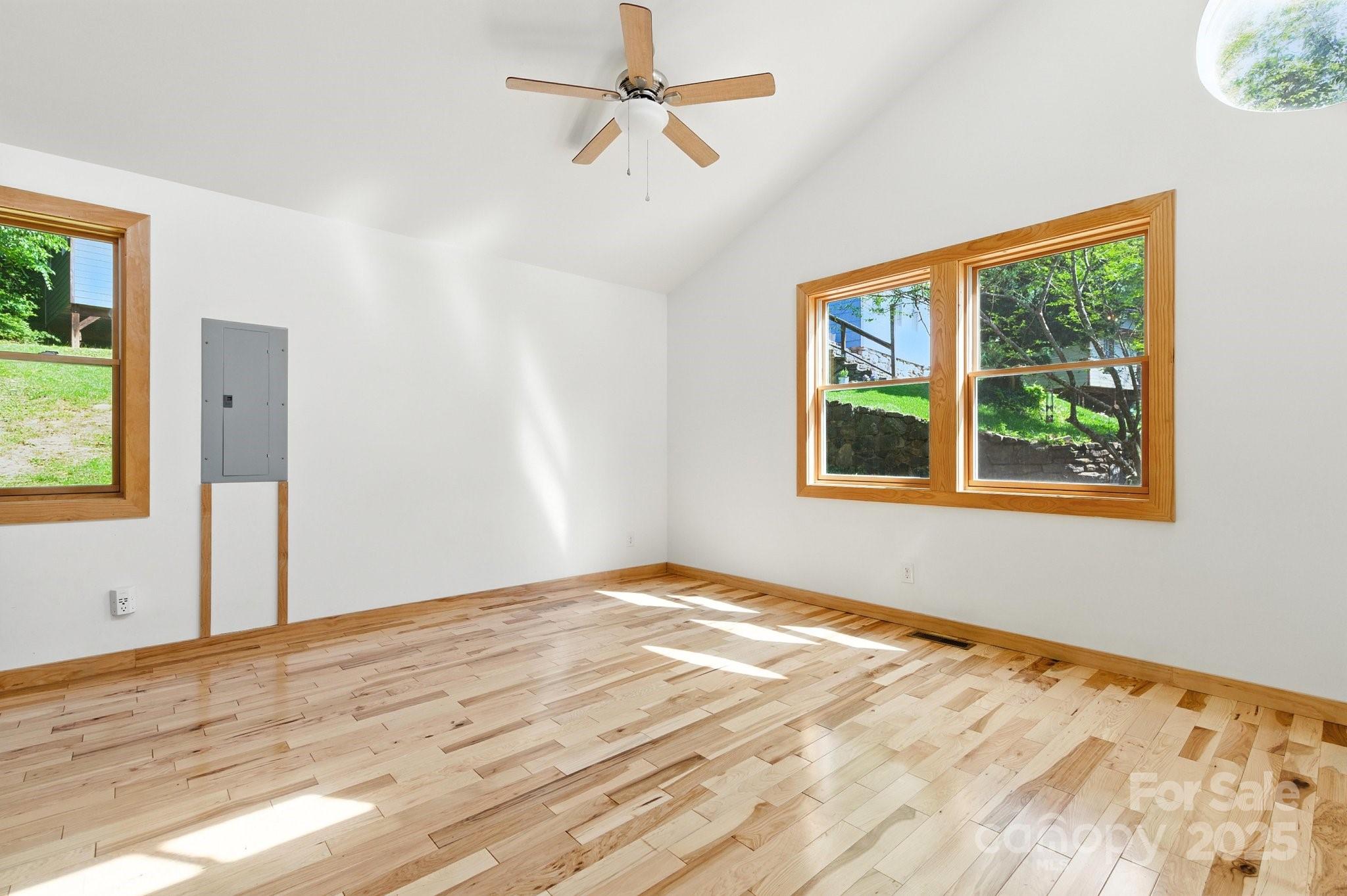 109 Azalea Avenue Swannanoa NC 28778