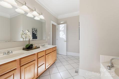 8 Sweet Gum Drive Asheville NC 28805