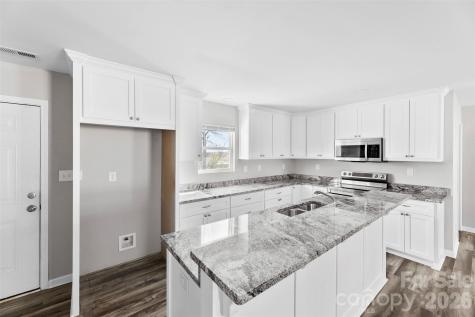 810 4th Street Kings Mountain NC 28086