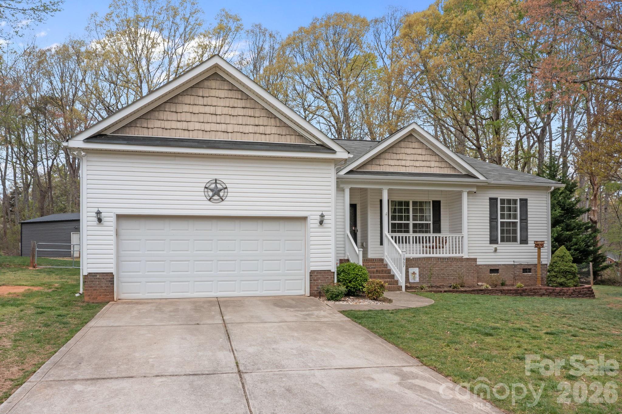 1667 Warwick Court Lincolnton NC 28092