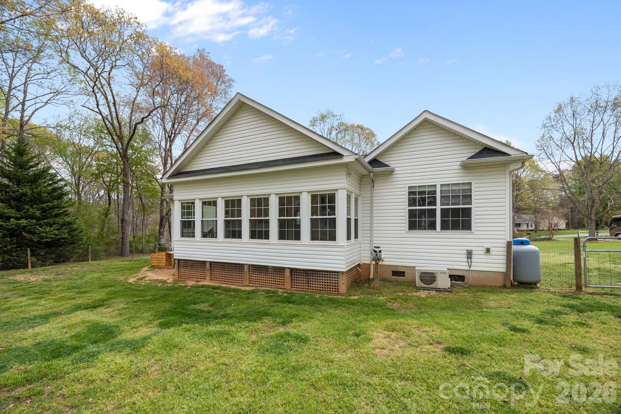 1667 Warwick Court Lincolnton NC 28092