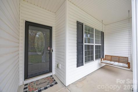 1667 Warwick Court Lincolnton NC 28092