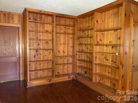 811 Hilton Street NE Lenoir NC 28645