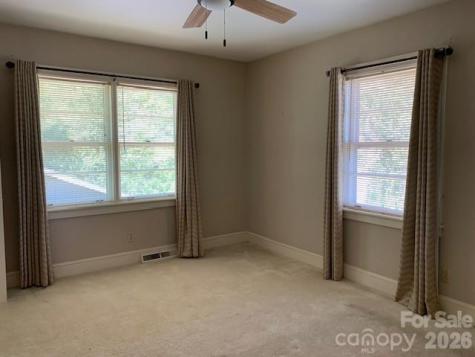 811 Hilton Street NE Lenoir NC 28645