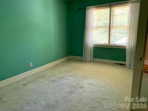 811 Hilton Street NE Lenoir NC 28645