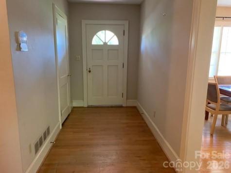 811 Hilton Street NE Lenoir NC 28645