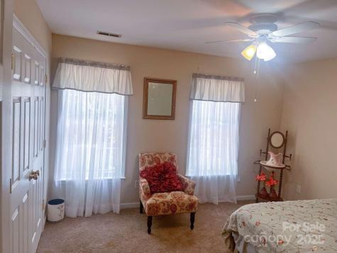 15494 Donnington Drive Charlotte NC 28277