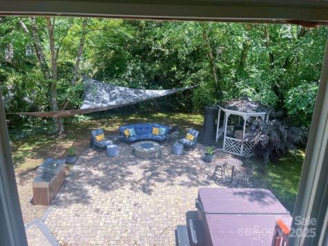 15494 Donnington Drive Charlotte NC 28277