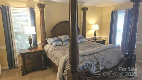 15494 Donnington Drive Charlotte NC 28277