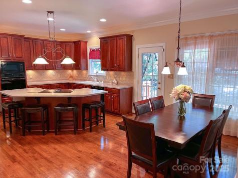 15494 Donnington Drive Charlotte NC 28277