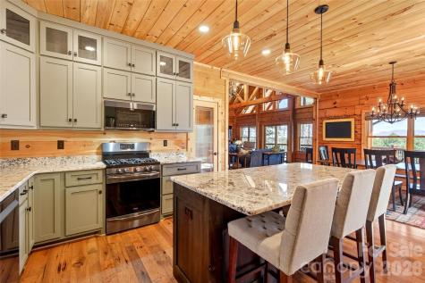 61 Majestic Path Nebo NC 28761